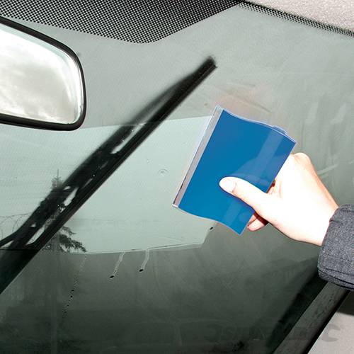 3-in-1 Windscreen Cleaner - 129938 - Image 2