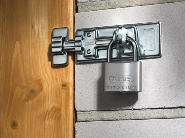54TI/40mm TITALIUM Padlock Twin Pack Carded ABU54TI40TC - Image 2