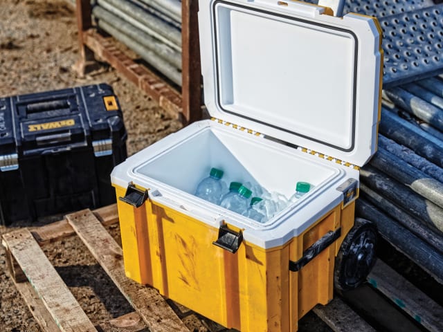 TSTAK Cooler Box on Wheels DEW183281 - Image 5