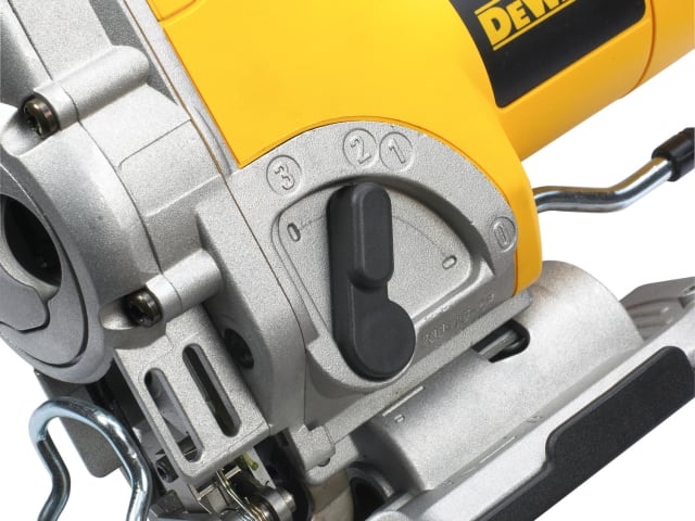 DW331KT Heavy-Duty Jigsaw with TSTAK 701W 240V DEW331KT - Image 3