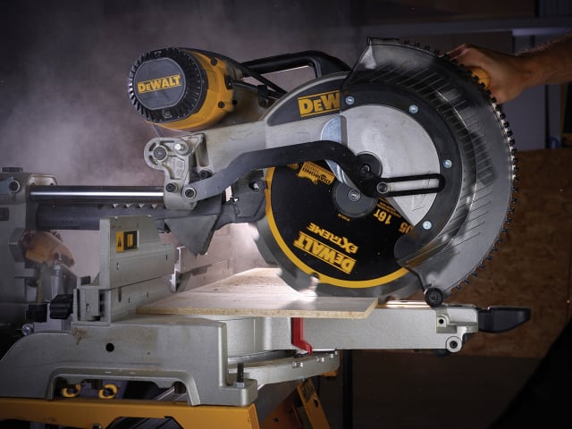Extreme PCD Fibre Cement Saw Blade 305 x 30mm x 16T DEWDT1475QZ - Image 2