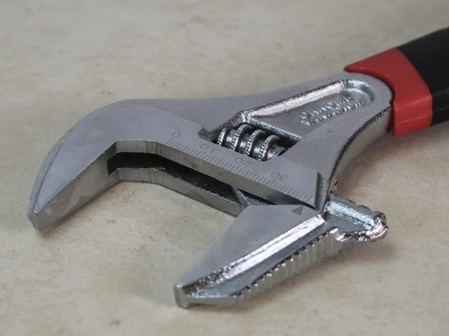 Adjustable Spanner Wide Mouth 46mm Capacity 200mm FAIAS200W46 - Image 5