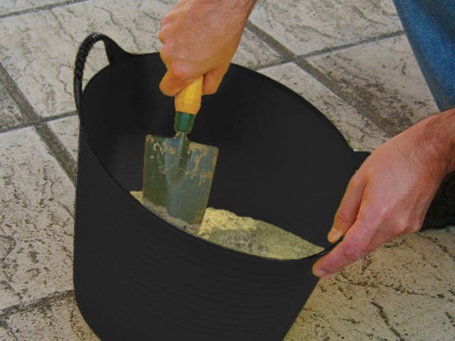 Heavy-Duty Polyethylene Flex Tub 42 litres Black FAIFLEX42B - Image 2