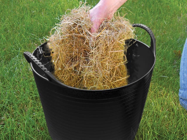 Heavy-Duty Polyethylene Flex Tub 42 litres Black FAIFLEX42B - Image 4