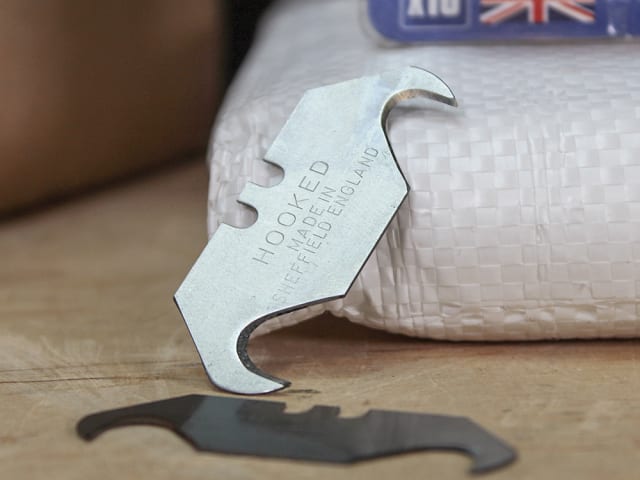 Heavy-Duty Hooked Trimming Knife Blades (Pack 10) FAITKB10UKH - Image 6