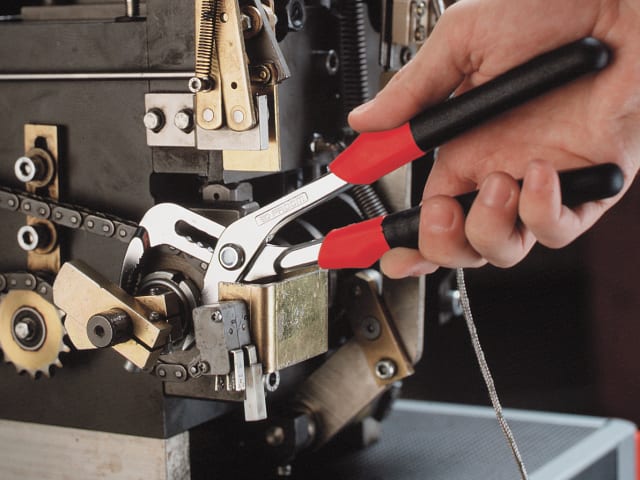 High Performance Multigrip Pliers 250mm FCM180CPE - Image 3