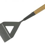 Long Handled Dutch Hoe Carbon Steel -  FSC® K/S70100252