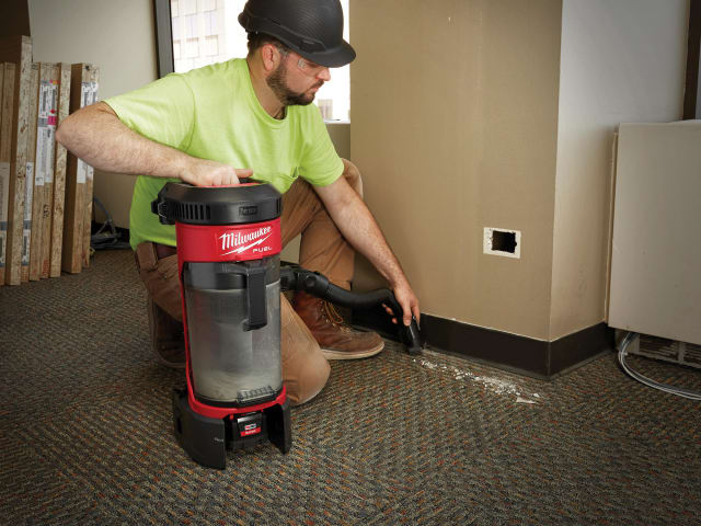 M18 FBPV-0 FUEL Backpack Vacuum 18V Bare Unit MILM18FBPV0 - Image 4