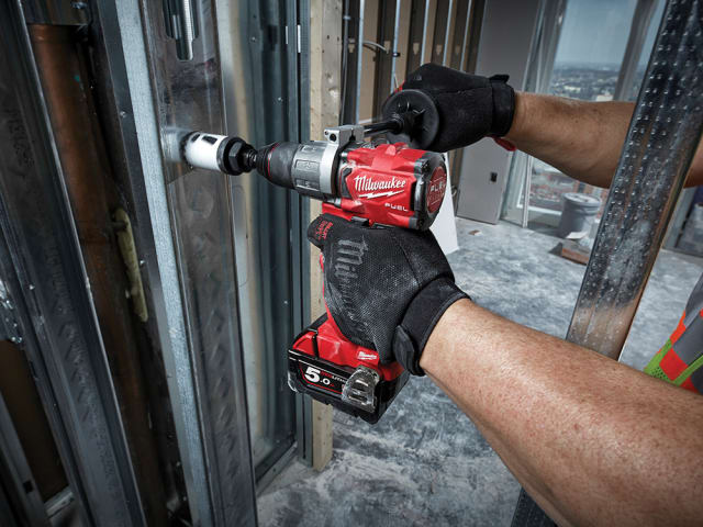 M18 FPD2-502X FUEL Combi Drill 18V 2 x 5.0Ah Li-ion MILM18FPD25X - Image 4