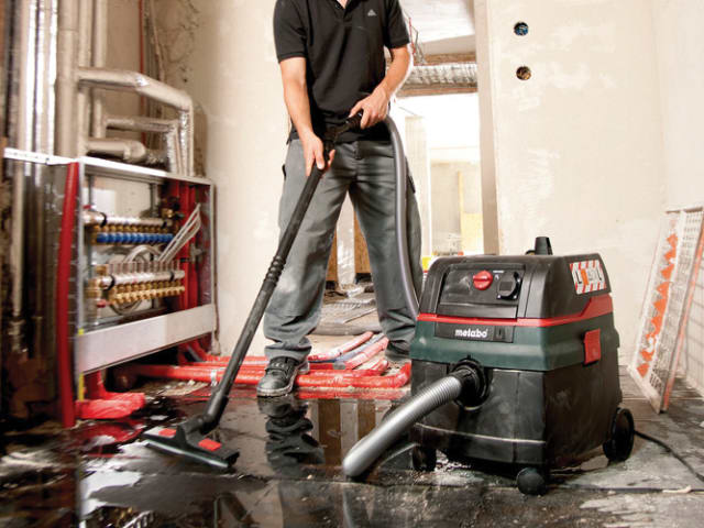 ASR 25L SC Wet & Dry Vacuum Cleaner 1400W 240V MPTASR25SC - Image 5