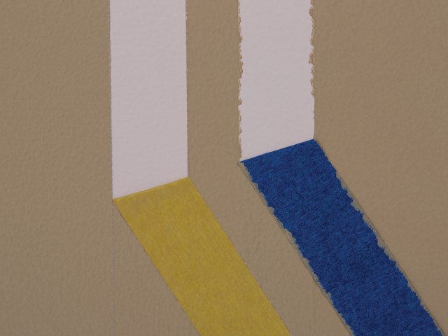 FrogTape® Delicate Surface Masking Tape 24mm x 41.1m - Hang Pack SHU104924 - Image 3