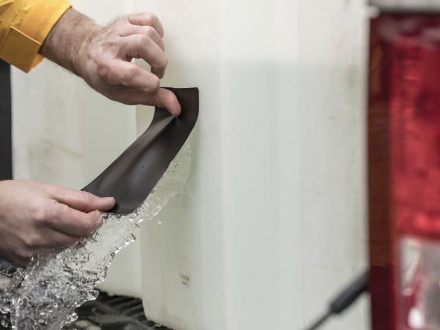 T-REX® Waterproof Tape 100mm x 1.5m SHU285987 - Image 3