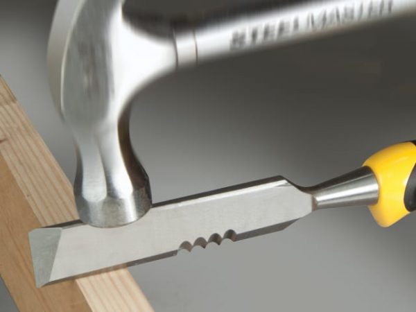 FatMax® Side Strike Chisel 25mm (1in) STA016067 - Image 2