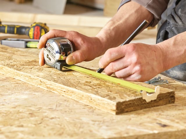 FatMax® Pro Pocket Tape 5m (Width 32mm) (Metric only) STA033887 - Image 2