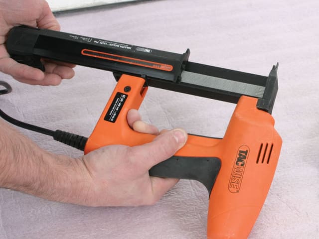 191EL Master Pro Nailer & Stapler 240V TAC0327 - Image 3