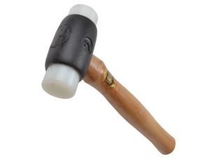 912 Super Plastics Hammer Wood Handle Size 2 (38mm) 790g THO912