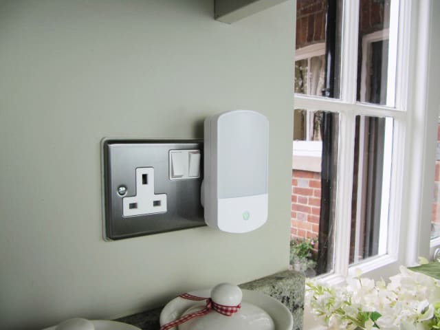 Night Light Door Chime UNC66354 - Image 4